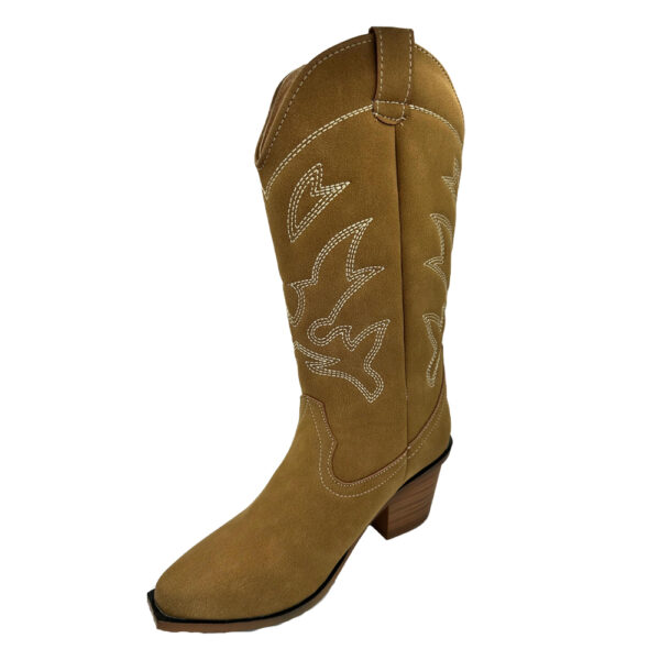 Brown Cowgirl - Image 2