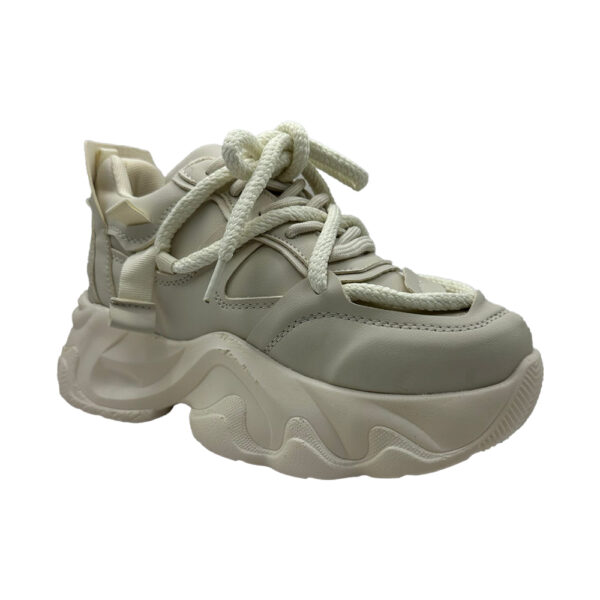 Cream Rebel