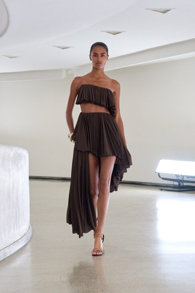 Alaïa. Alaïa / Gorunway.