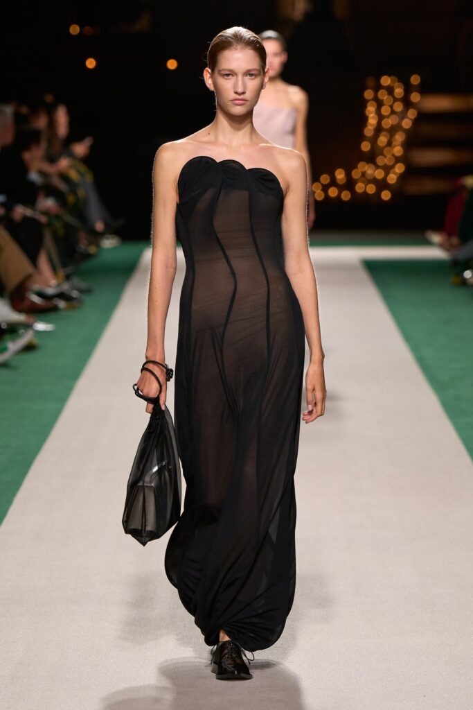 Victoria Beckham. Victoria Beckham / Rorunway
